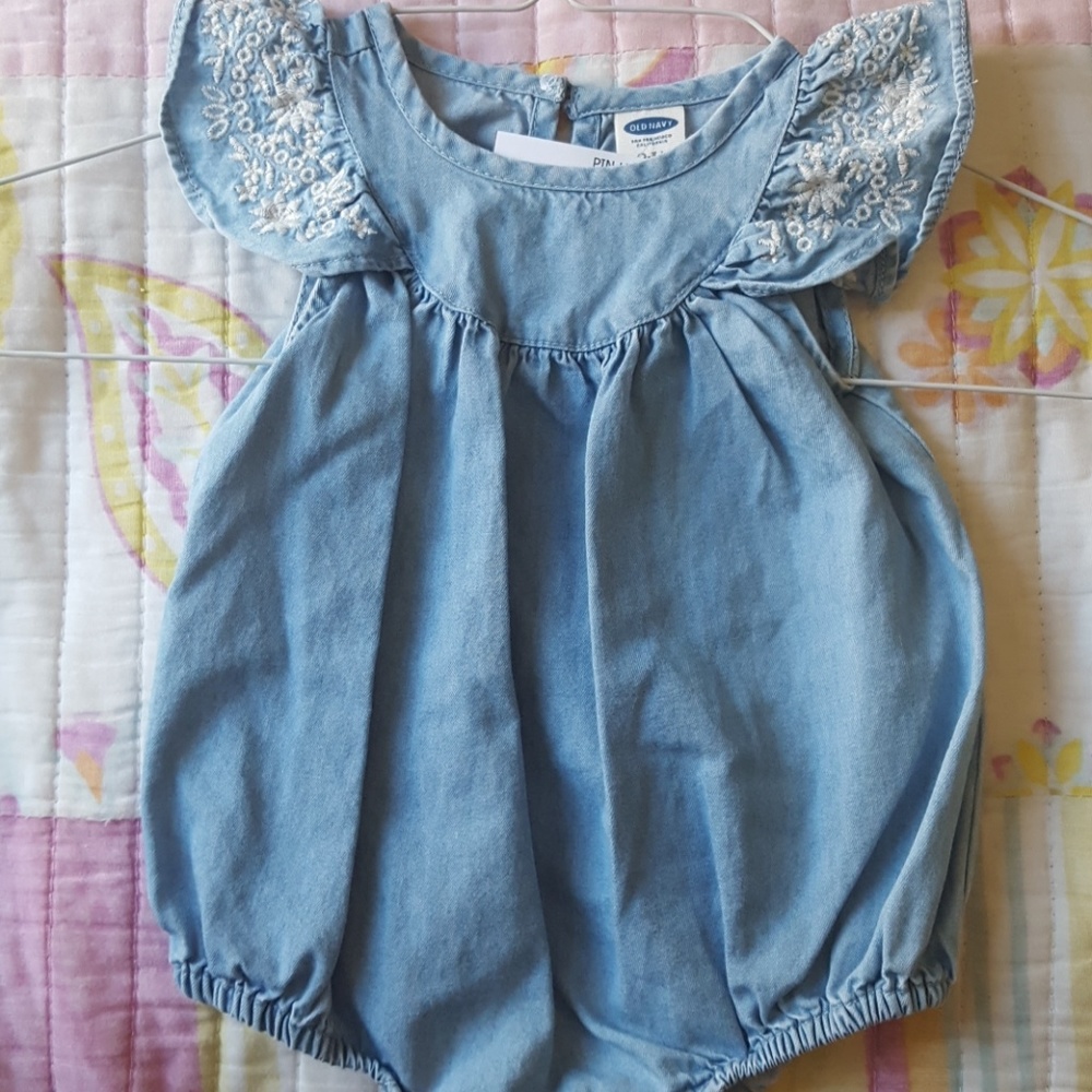 Old navy onesie